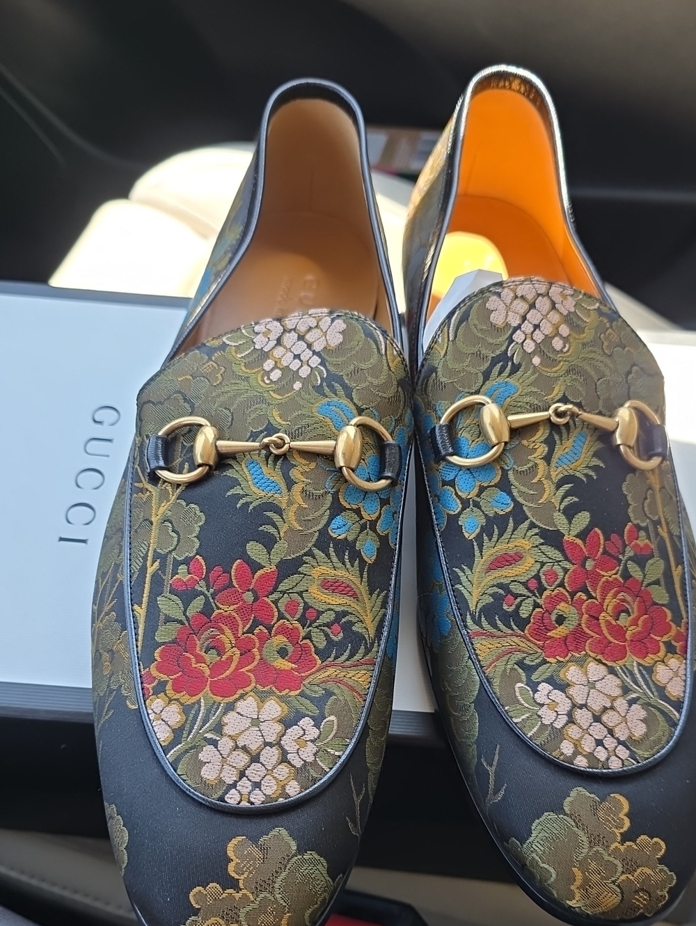 Gucci Floral Jacquard Horsebit Loafer in Black with Red & Blue Accents - Picture 2 of 10